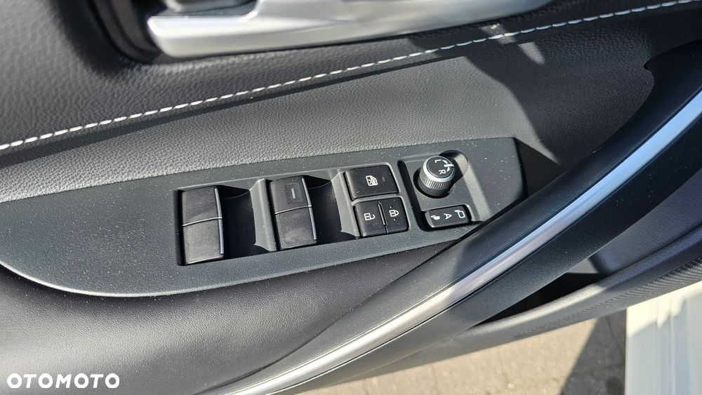Toyota Corolla 1.8 Hybrid Style - 16