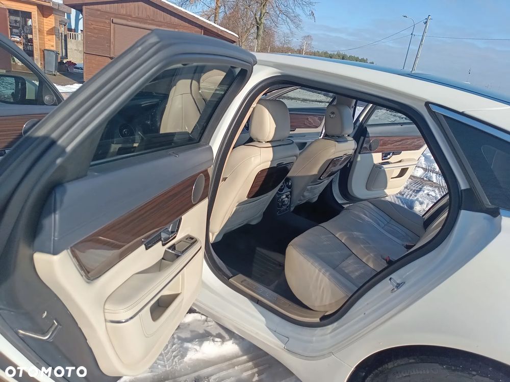 Jaguar XJ 5.0 V8 Premium Luxury - 12