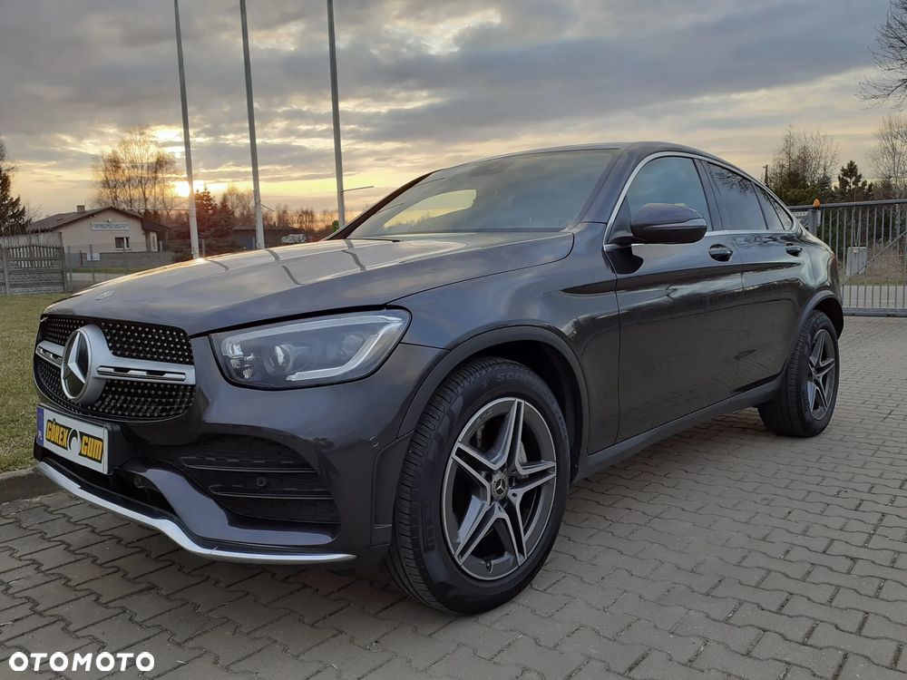 Mercedes-Benz GLC 200 4Matic 9G-TRONIC AMG Line - 11