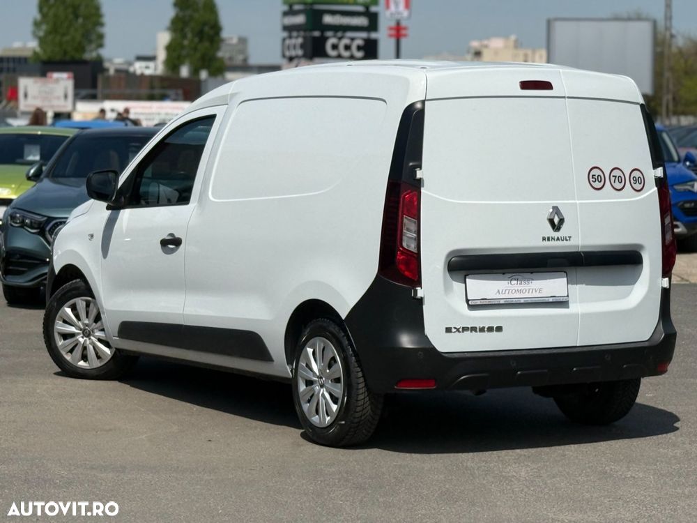 Renault Express - 8