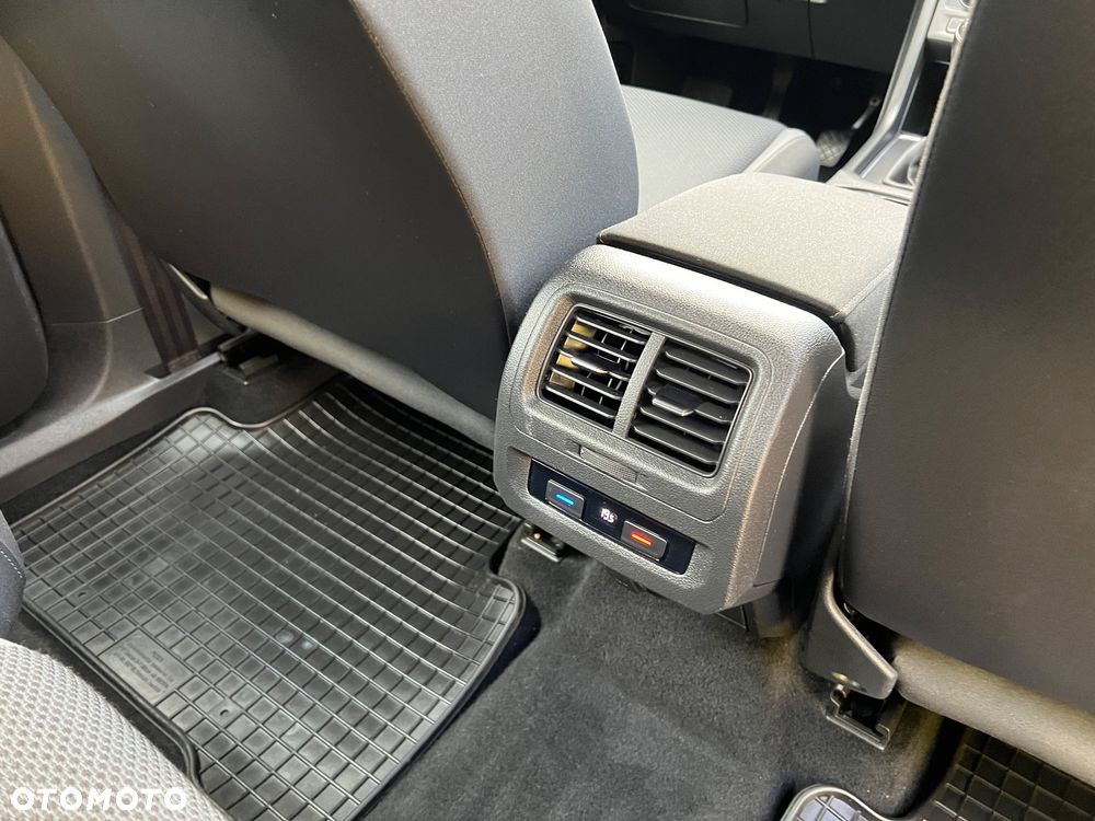 Volkswagen Touran 1.6 TDI BMT SCR Trendline - 10