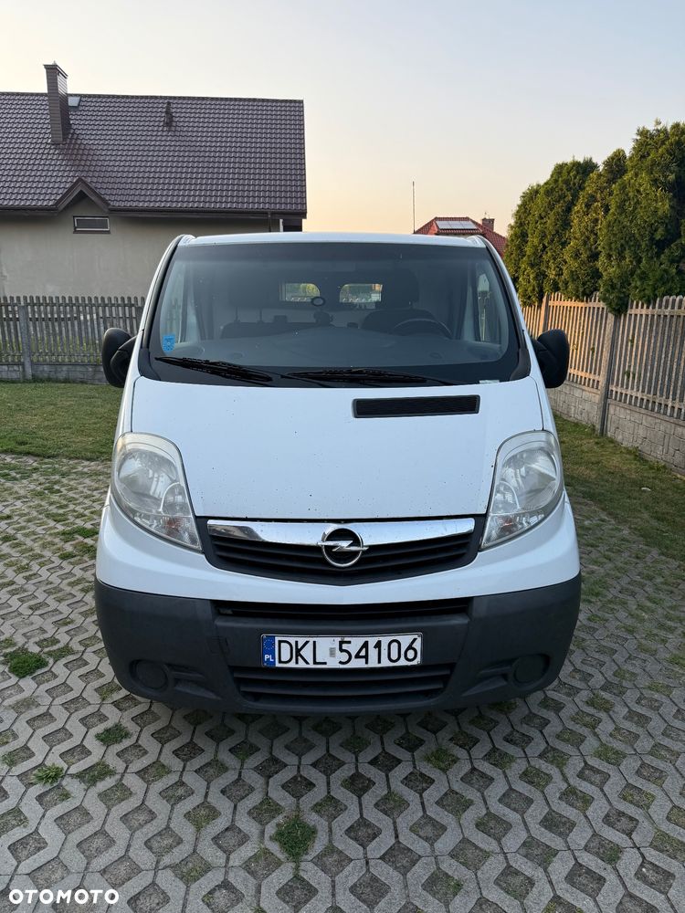 Opel Vivaro - 1