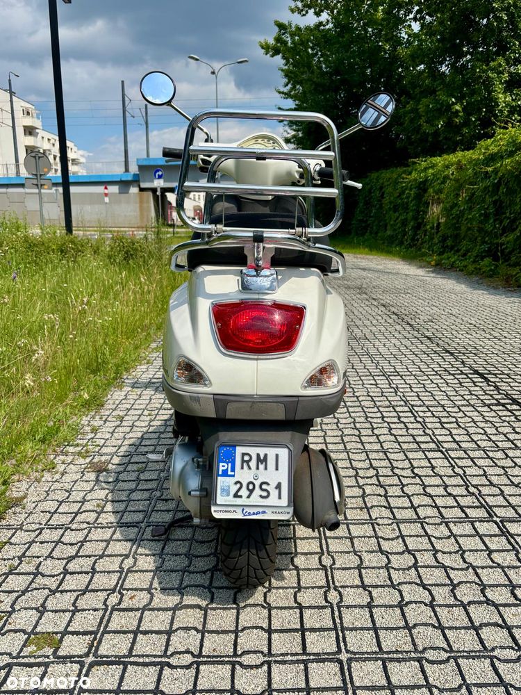 Piaggio Vespa - 7