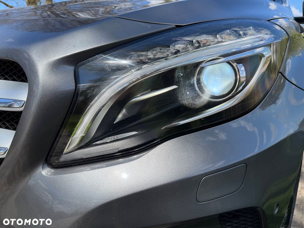 Mercedes-Benz GLA 180 CDI 7G-DCT Edition 1 - 21