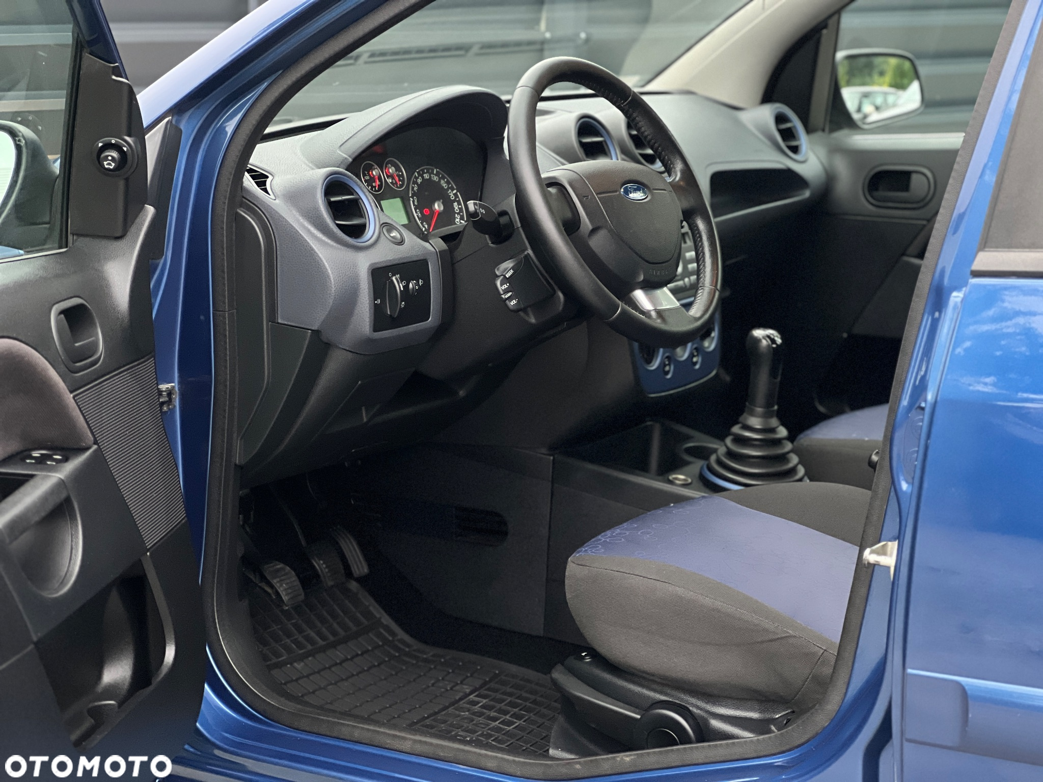 Ford Fiesta 1.3 Silver X - 9