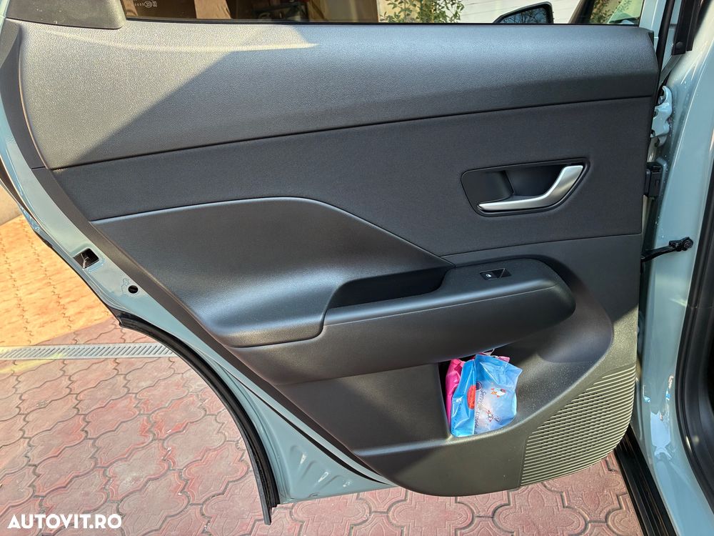 Hyundai KONA 1.0 T-GDI 120 CP 7DCT 2WD Premium+ - 11