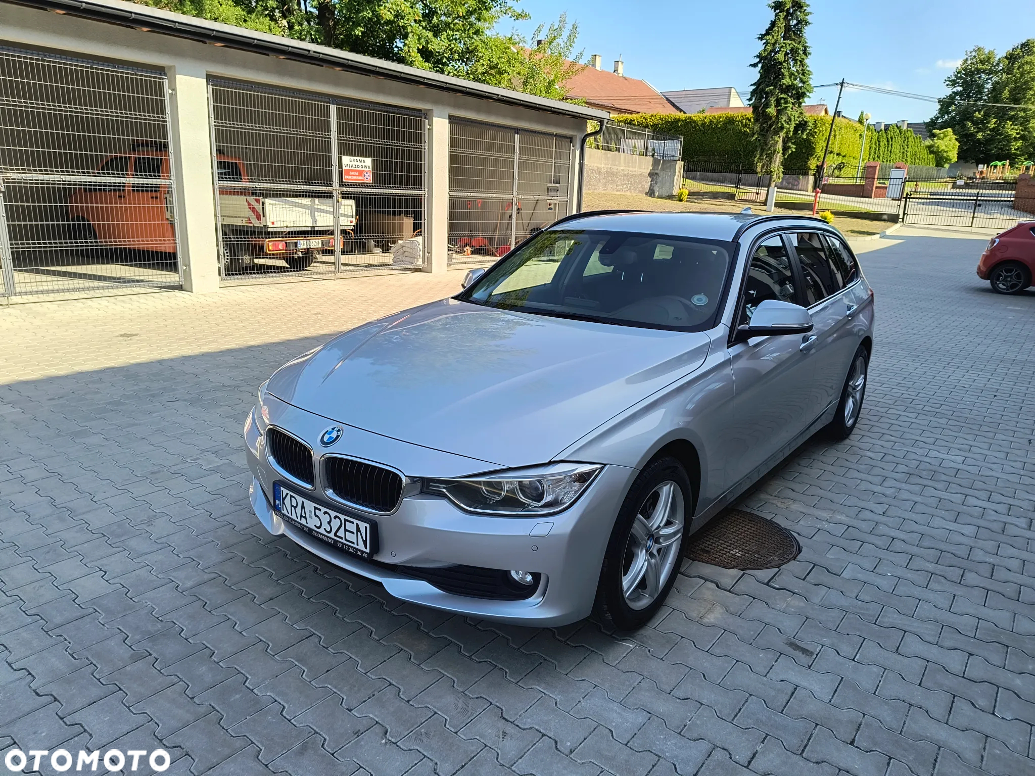 BMW Seria 3 320d DPF Touring - 20