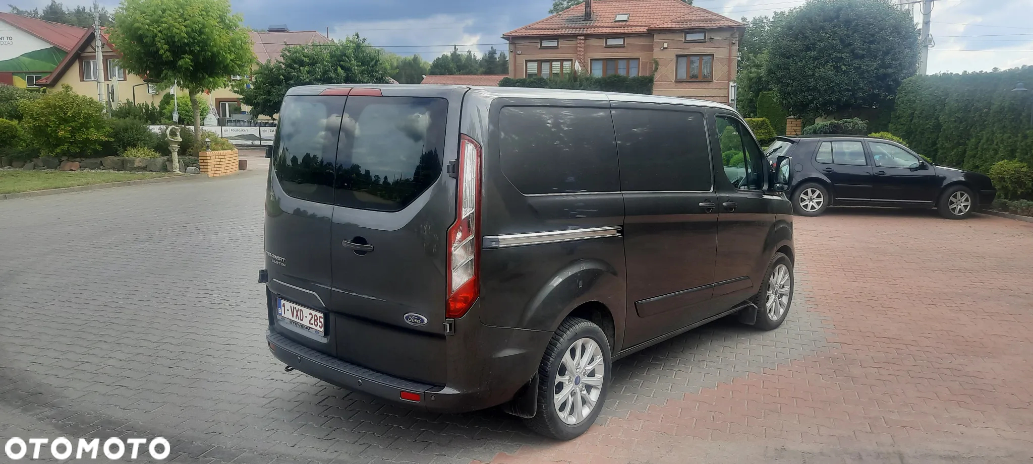 Ford TRANSIT CUSTOM - 3