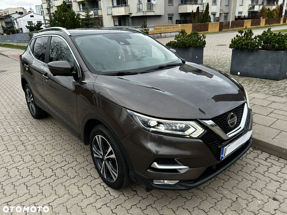 Nissan Qashqai 1.3 DIG-T TEKNA - 1