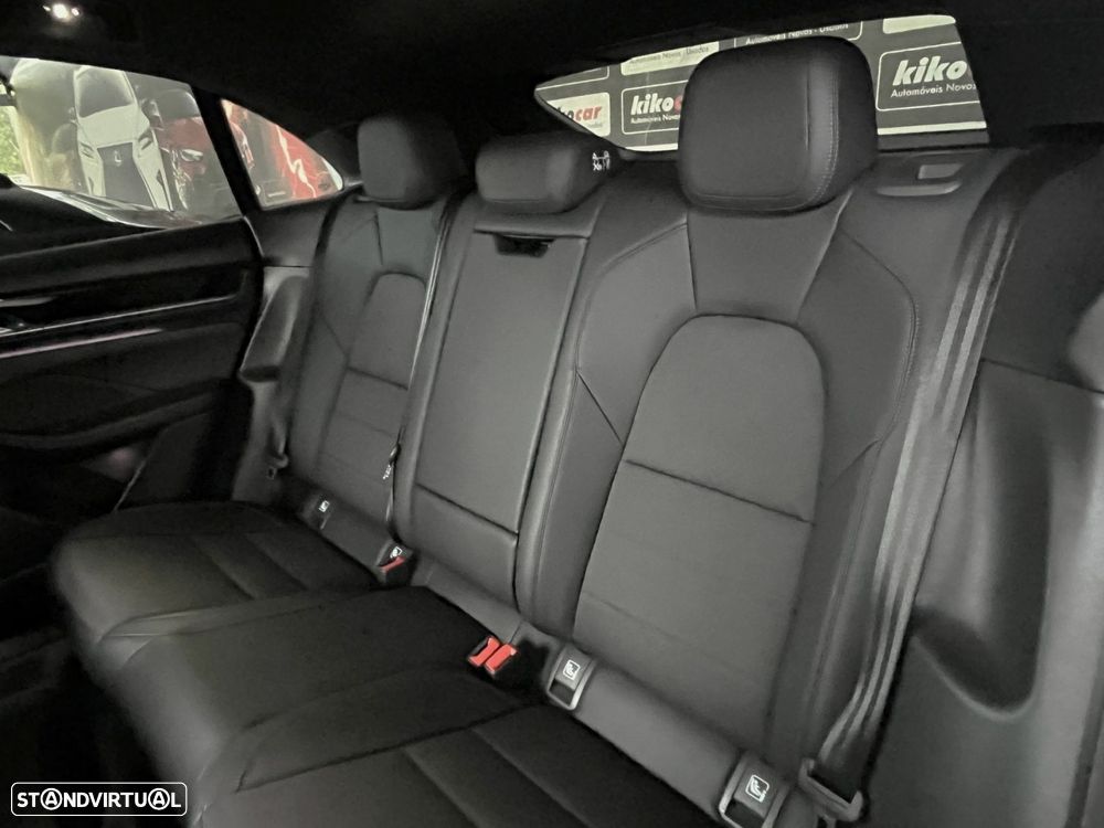 Porsche Macan Electric 4 - 54