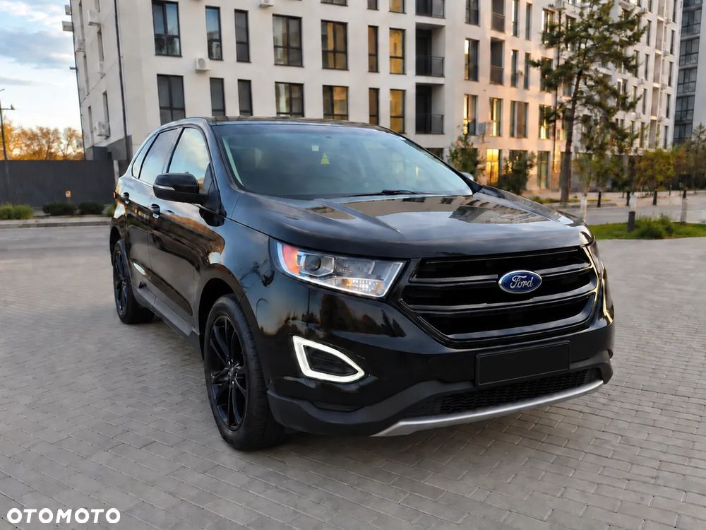 Ford Edge - 2
