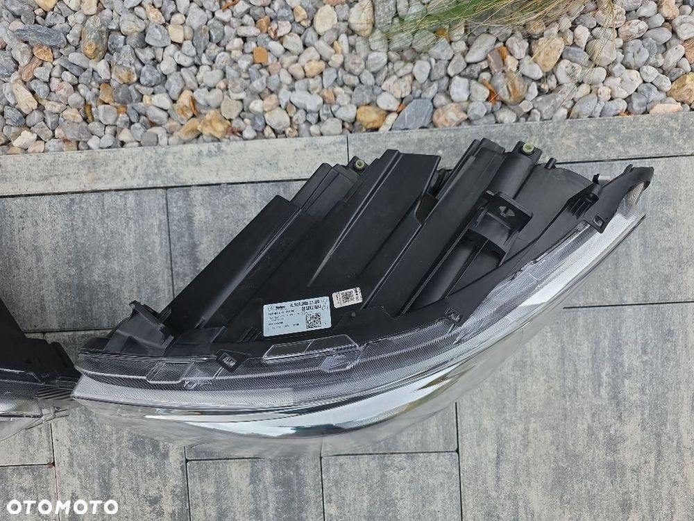 MERCEDES SPRINTER 907 Lampy Full Led Performance A9109067100 A9109067200 - 9
