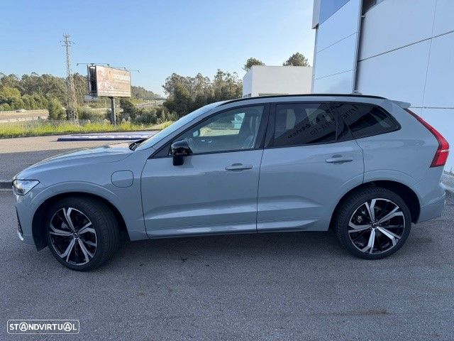 Volvo XC 60 2.0 T6 PHEV Plus Dark AWD - 36