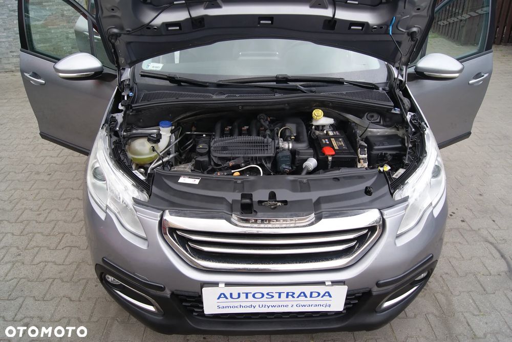 Peugeot 2008 1.2 Pure Tech Style - 9