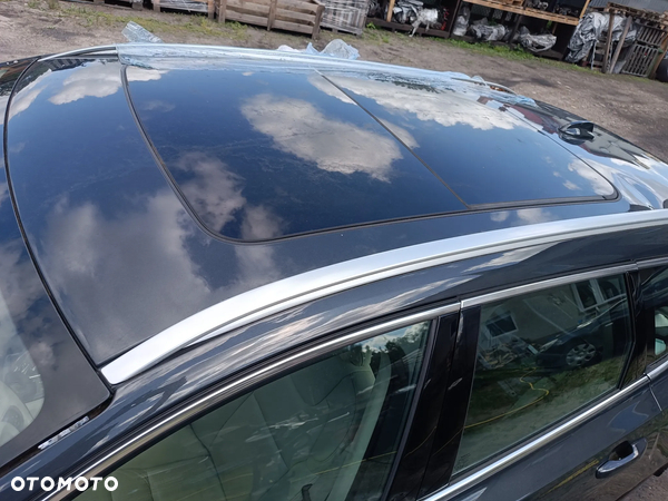 Dach Panorama Volvo V90  kod lakieru 492