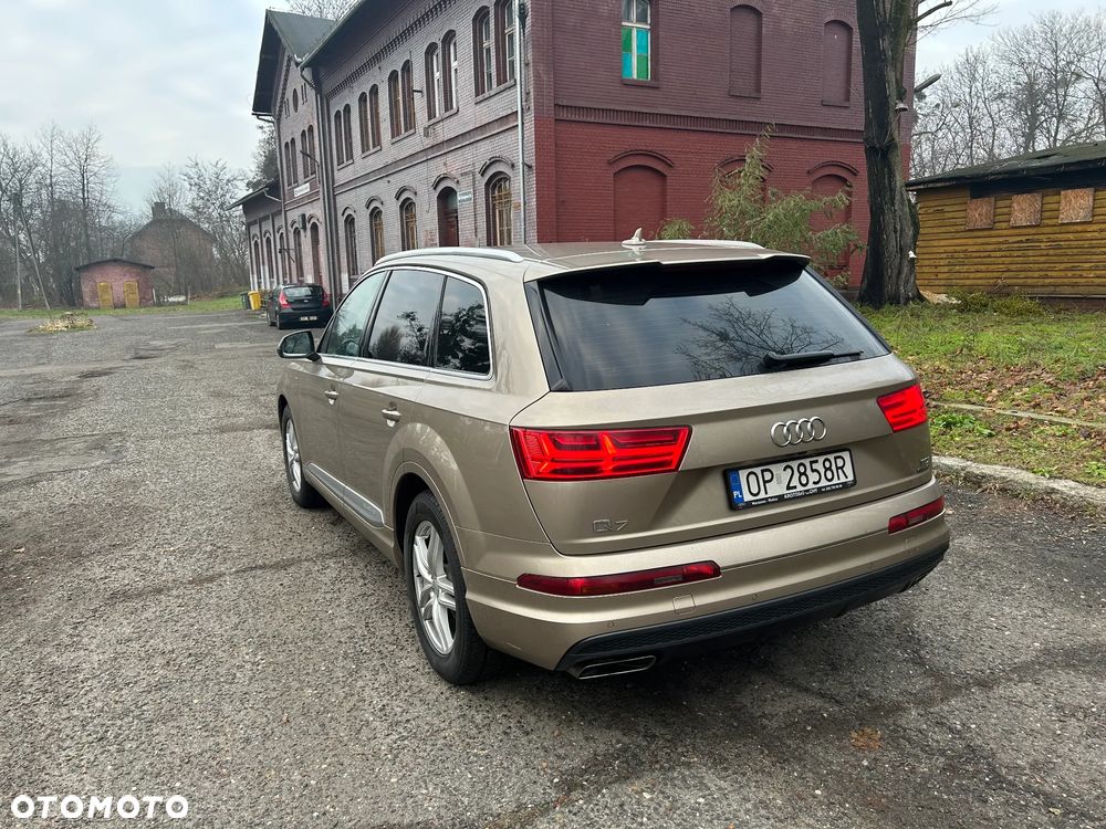 Audi Q7 - 3