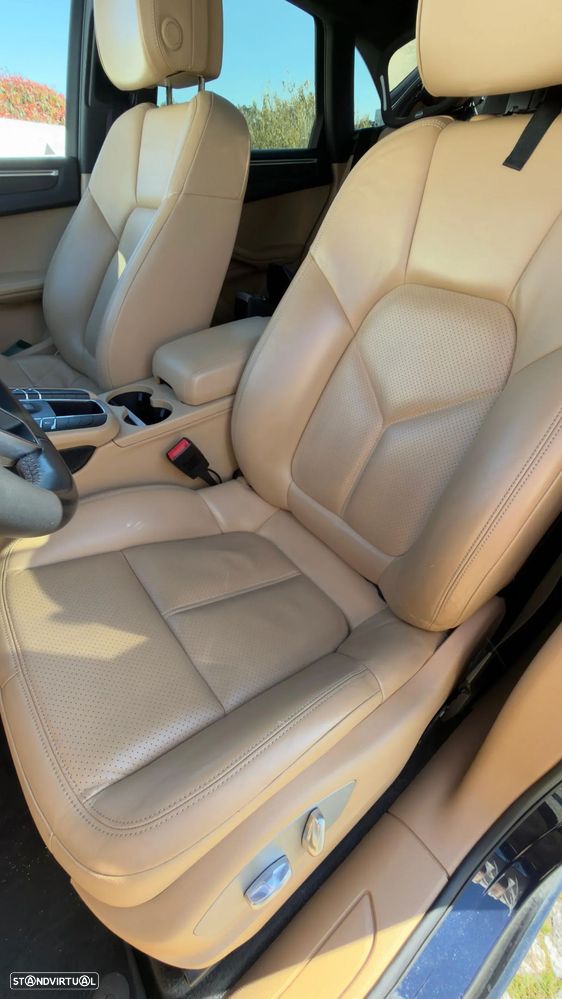 Porsche Macan Standard - 26