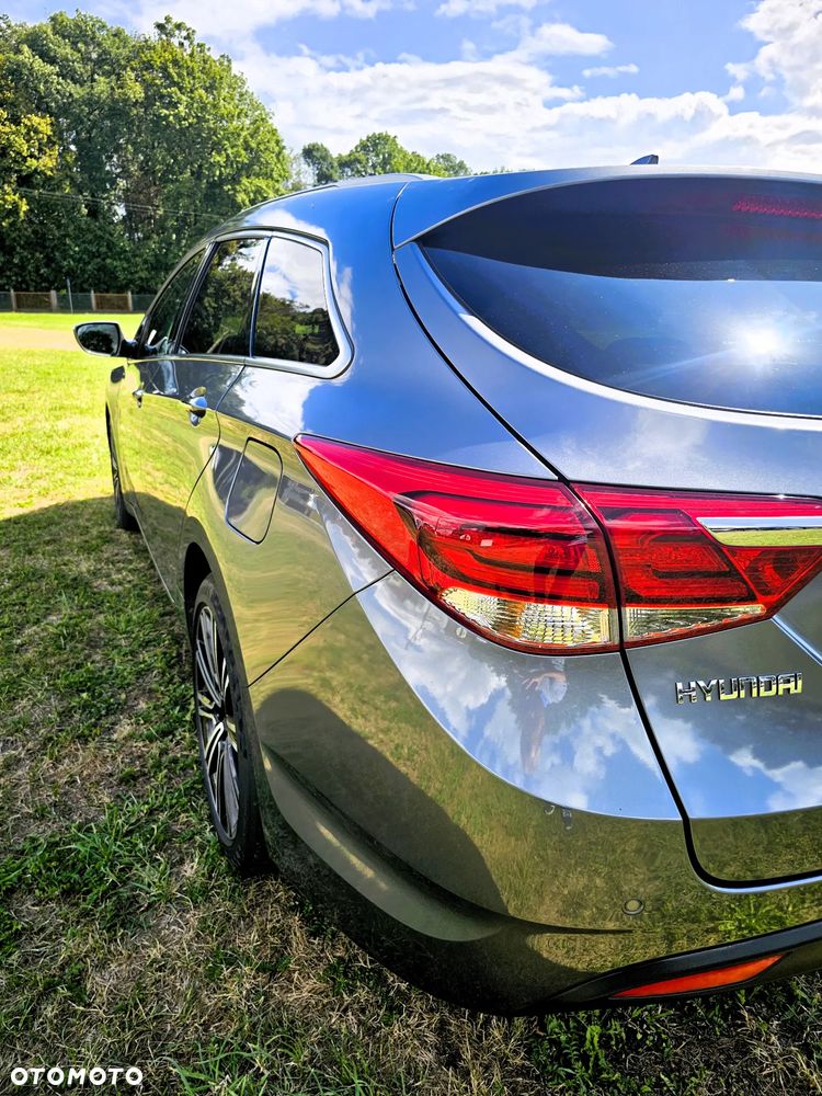 Hyundai i40 Kombi 1.7 CRDi Premium - 13