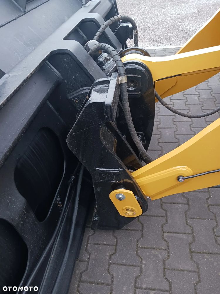 Caterpillar 938 M - 13