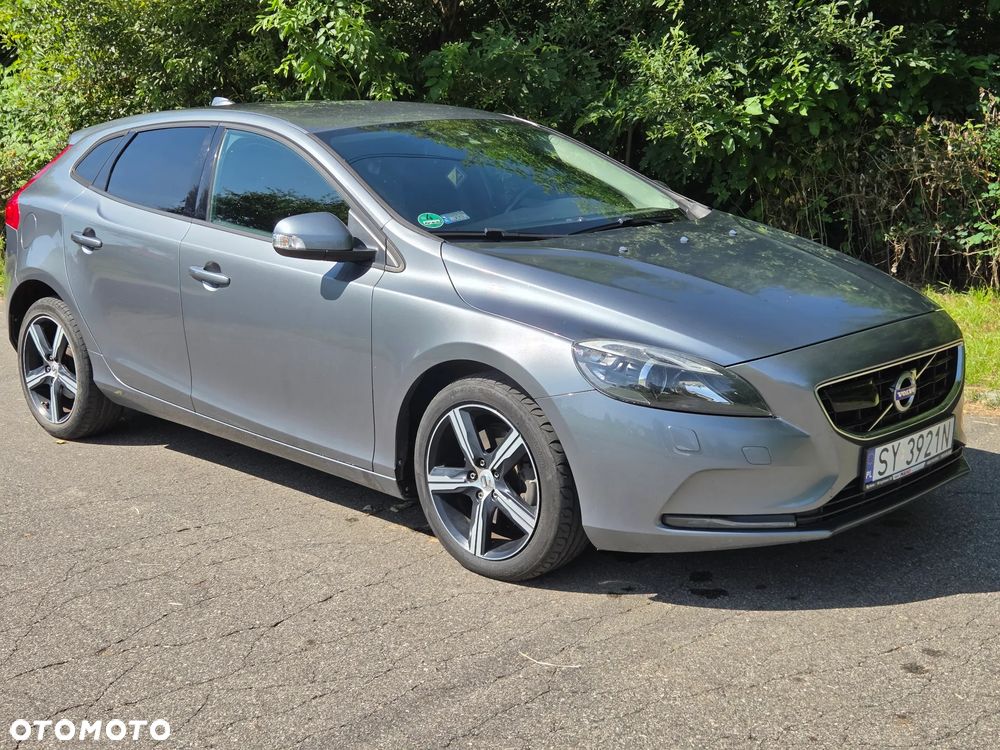 Volvo V40 D2 Momentum - 26