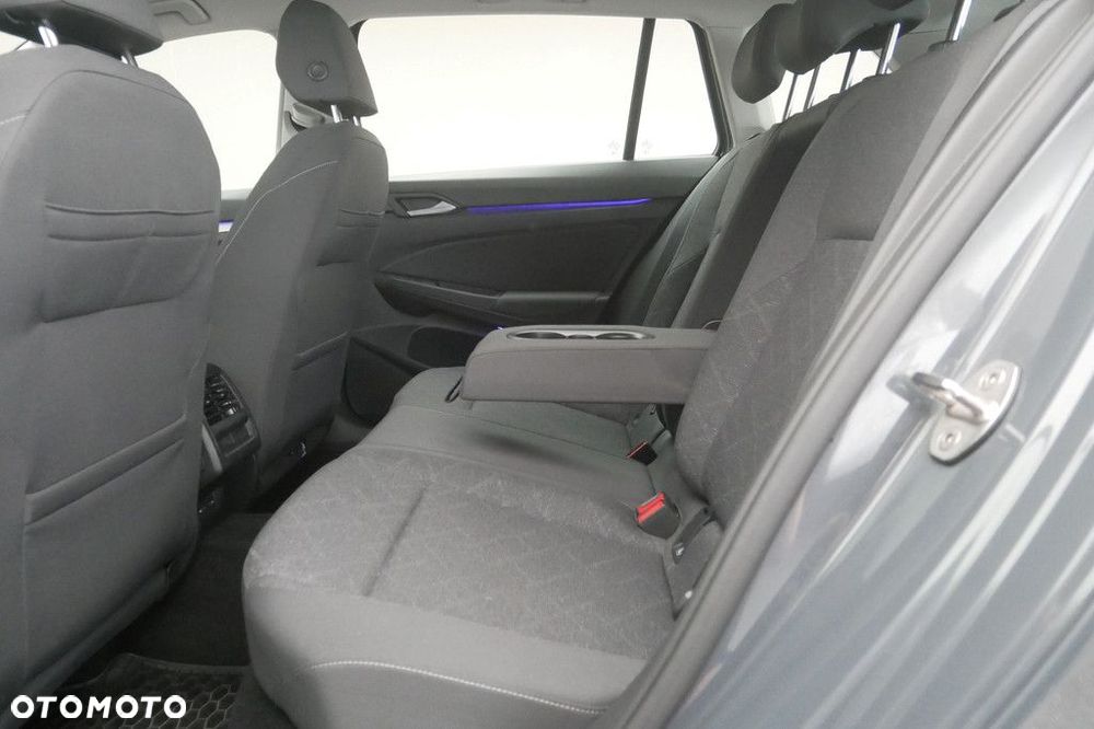 Volkswagen Golf Variant - 15