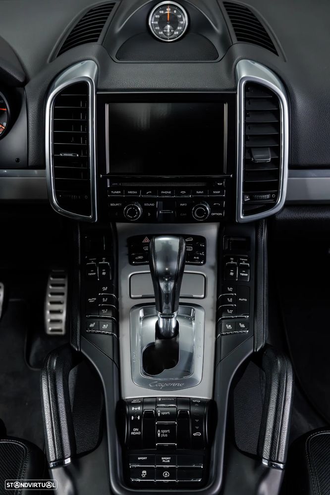 Porsche Cayenne S - 5