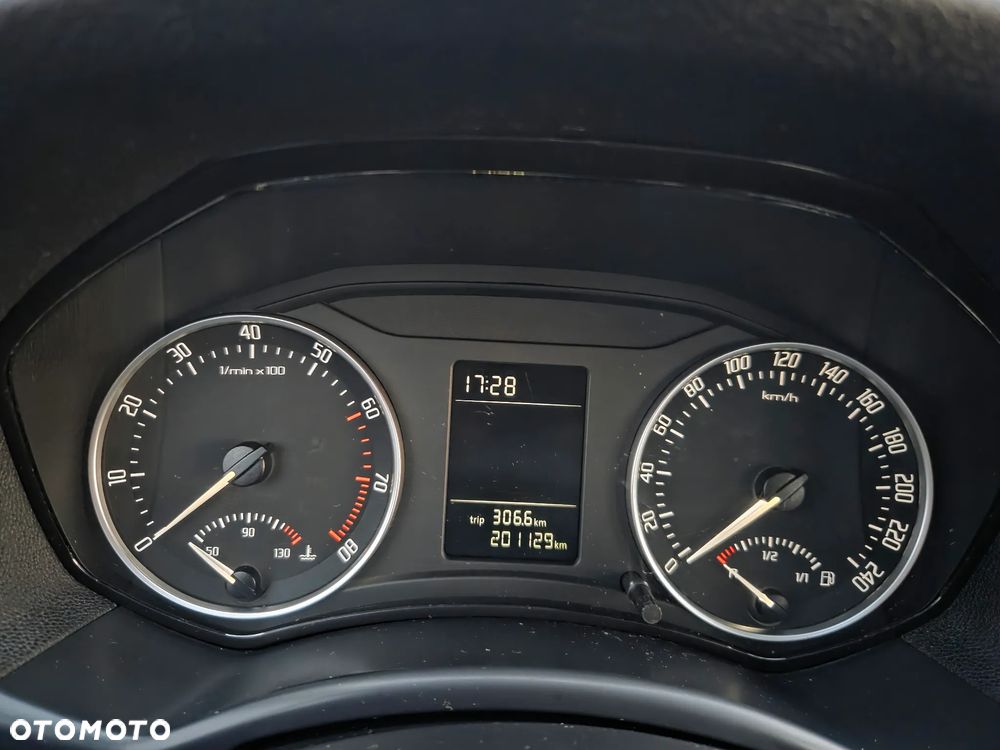 Skoda Octavia - 14