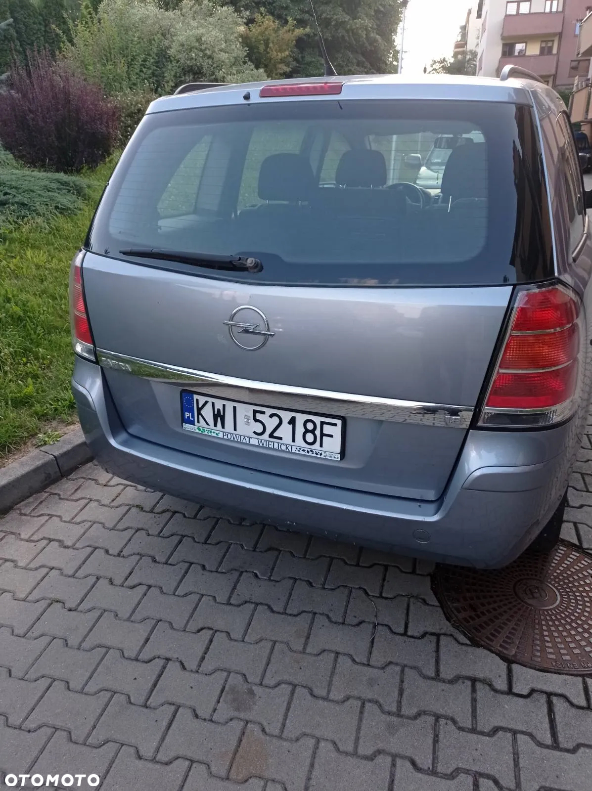 Opel Zafira 1.8 - 8