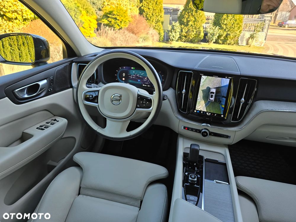 Volvo XC 60 B4 D AWD Plus Bright - 7