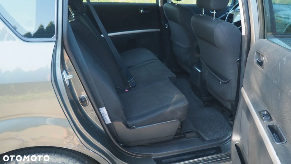 Toyota Corolla Verso - 5