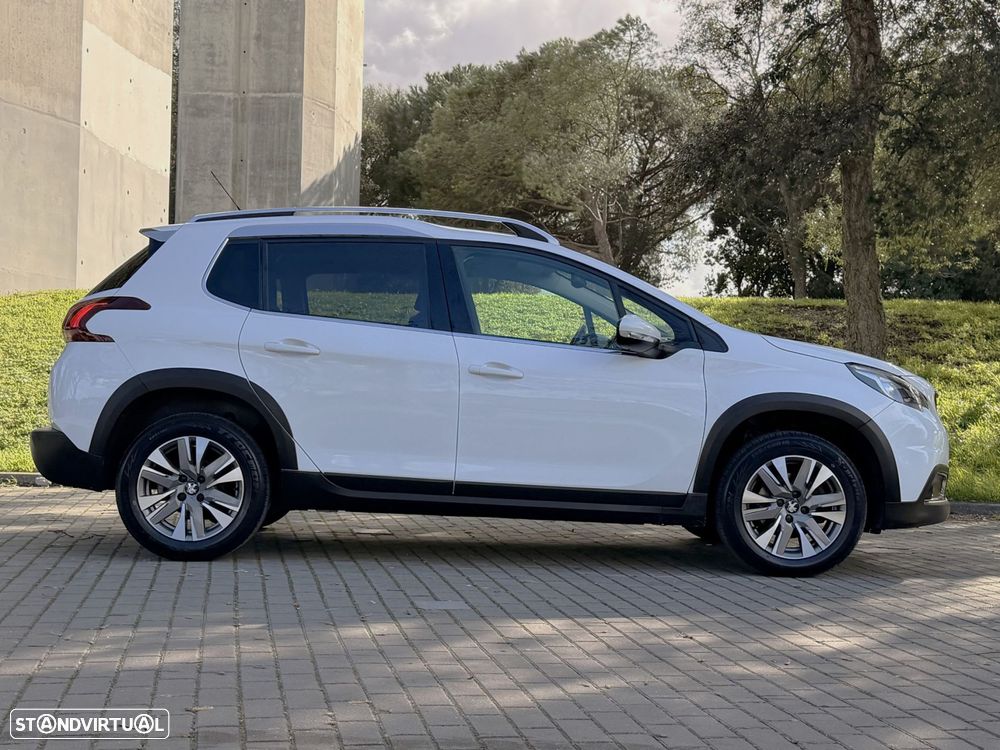 Peugeot 2008 1.2 PureTech Allure - 14