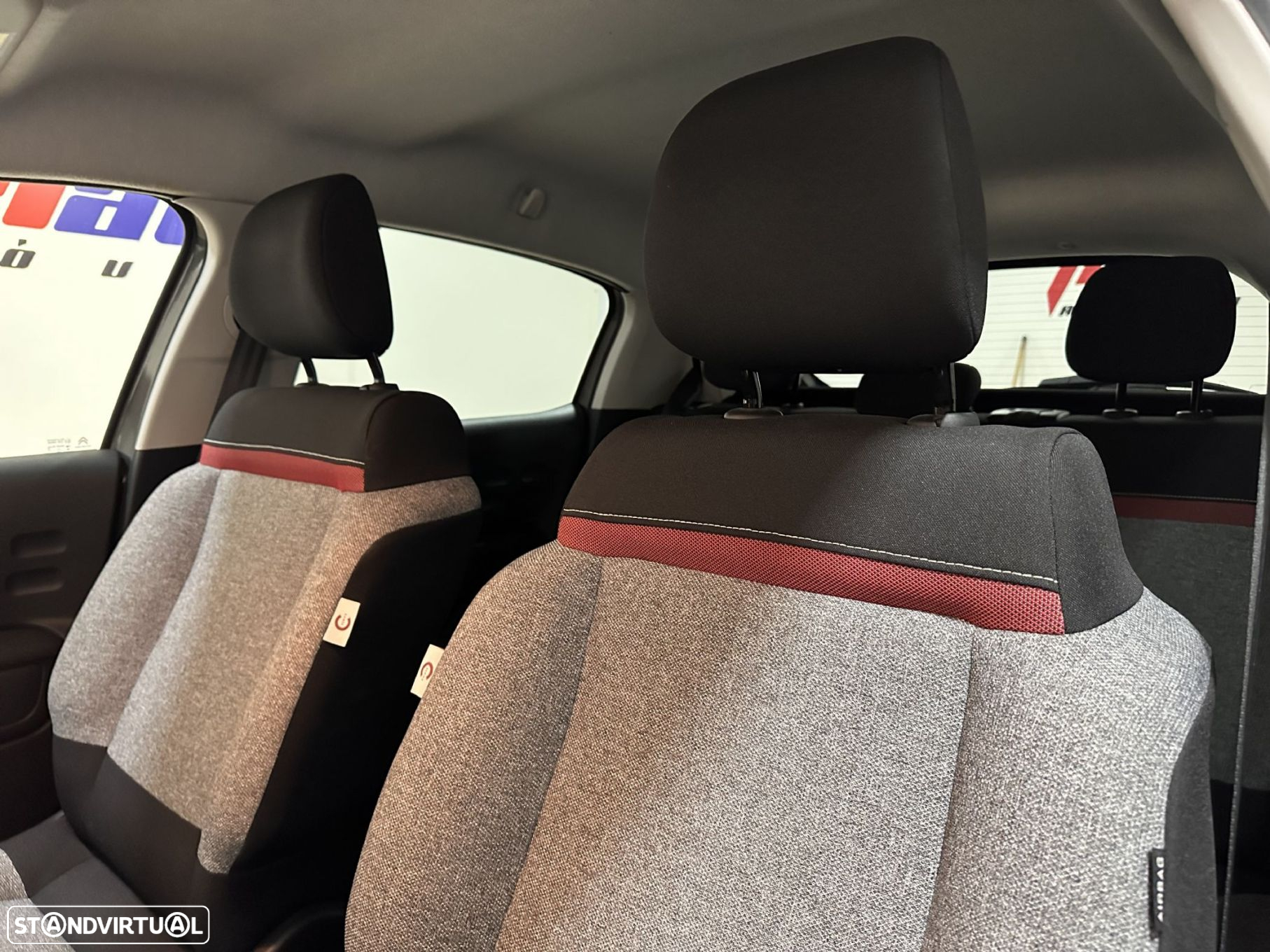 Citroën C3 1.2 PureTech C-Series - 19