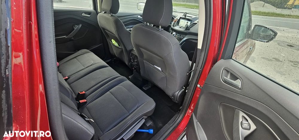 Ford Kuga 1.5 EcoBoost 4WD Aut. Trend - 7