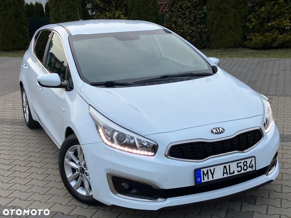 Kia Ceed 1.6 CRDi GT Line - 17