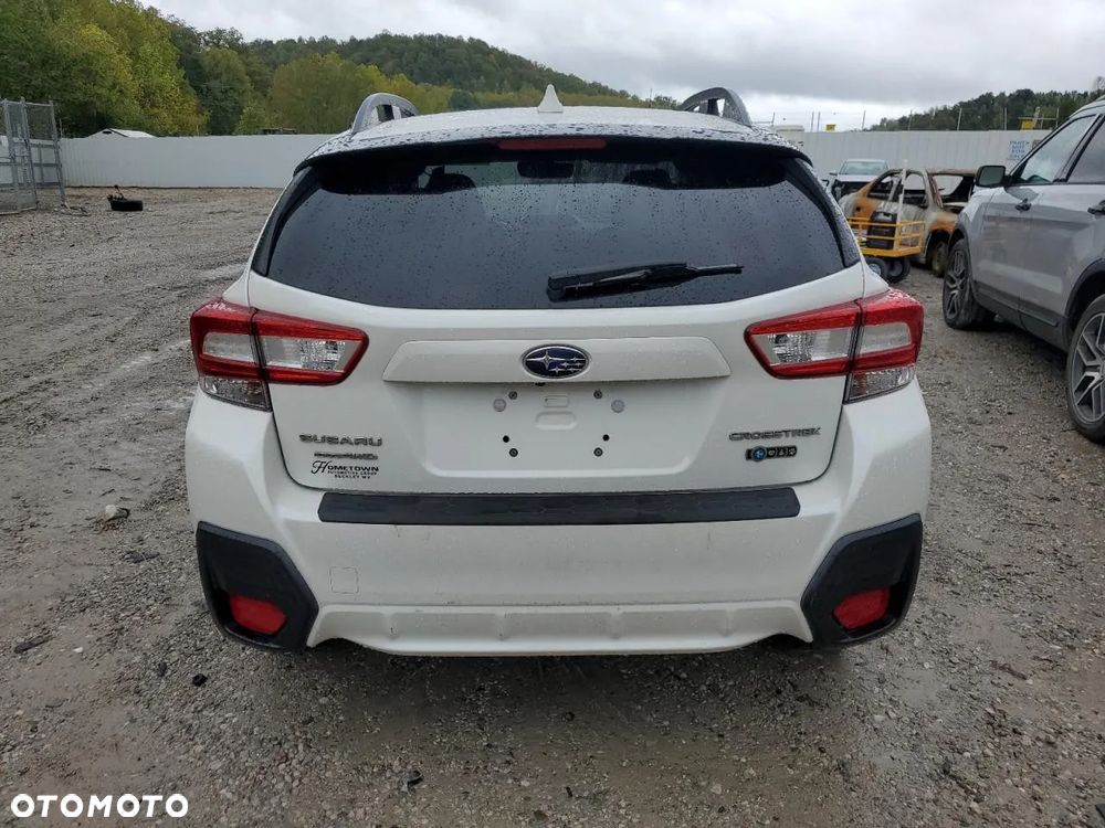 Subaru Crosstrek - 5