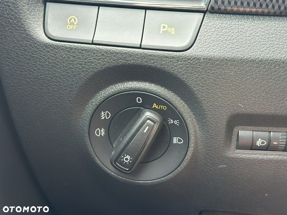 Skoda Fabia 1.0 TSI Monte Carlo - 20