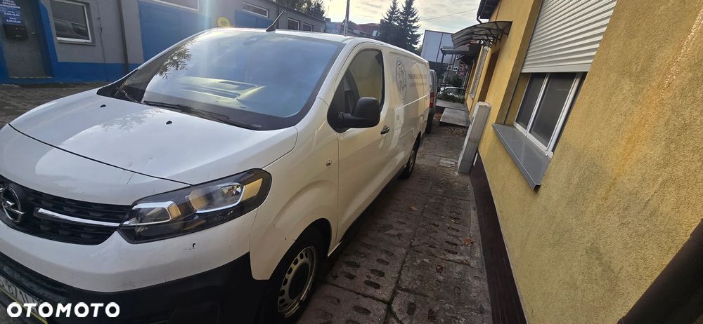 Opel Vivaro - 9