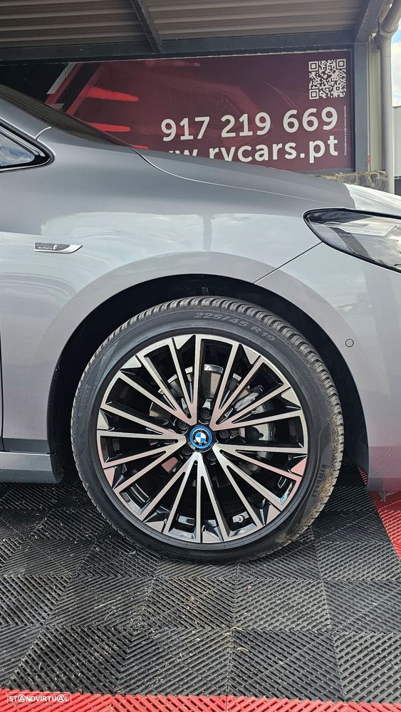 BMW 225xe Active Tourer e xDrive Pack Desportivo M - 27