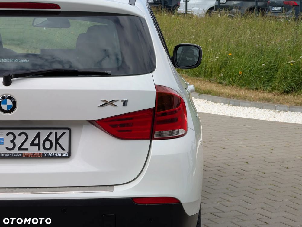 BMW X1 sDrive18d Sport Line - 14