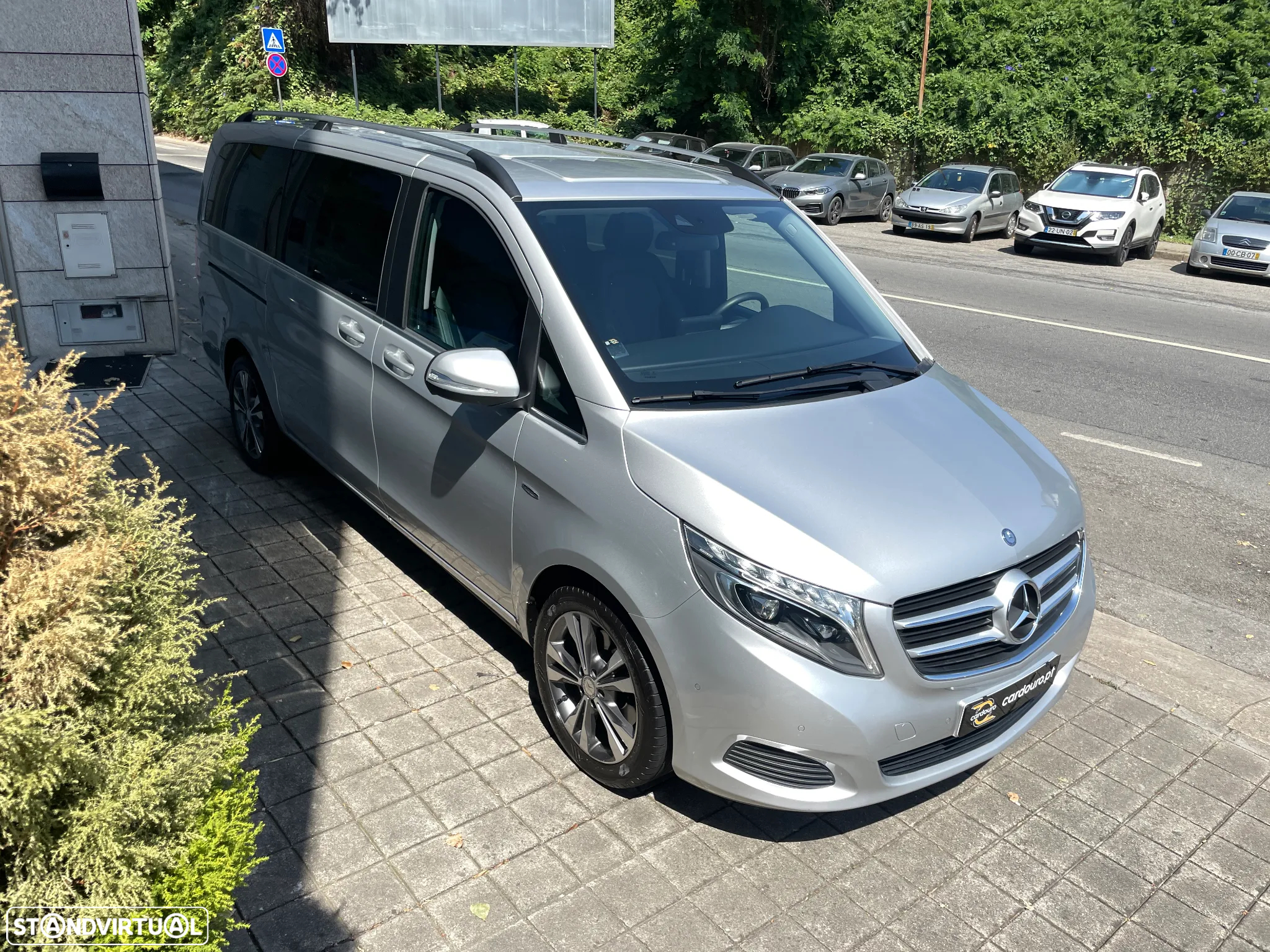 Mercedes-Benz V 250 d - 11