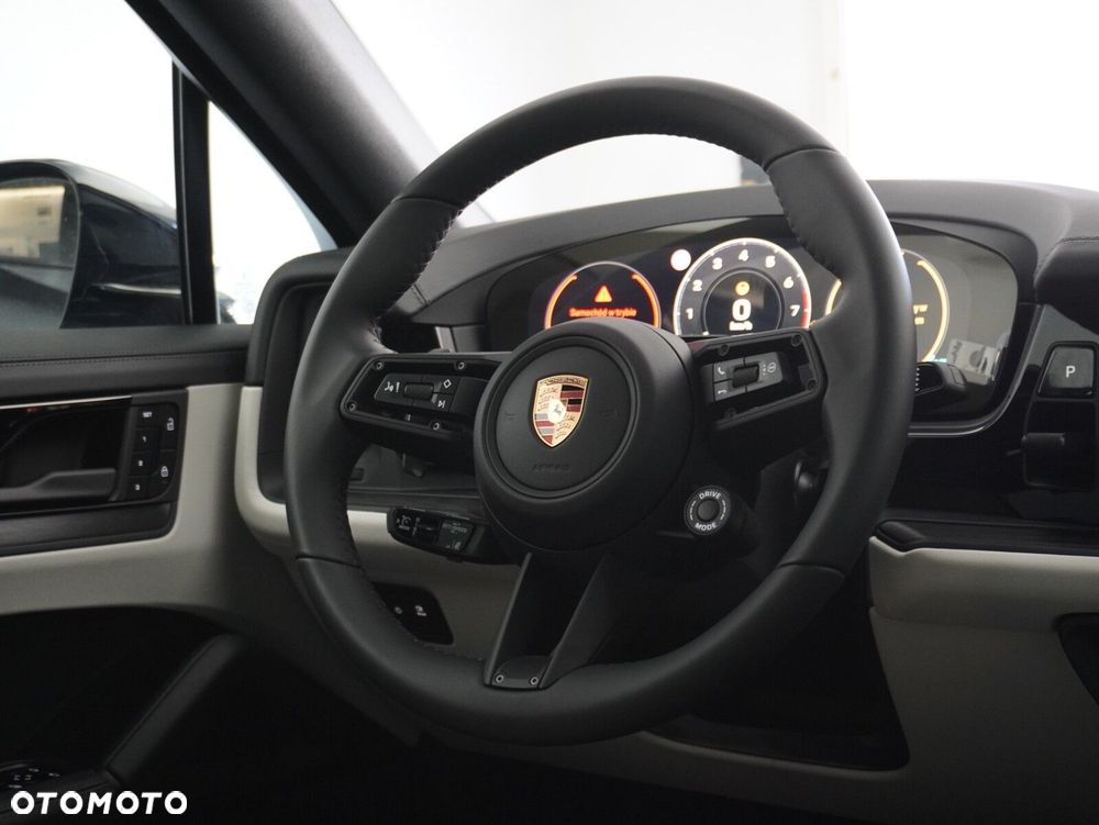 Porsche Cayenne E-Hybrid PHEV Black Edition - 37