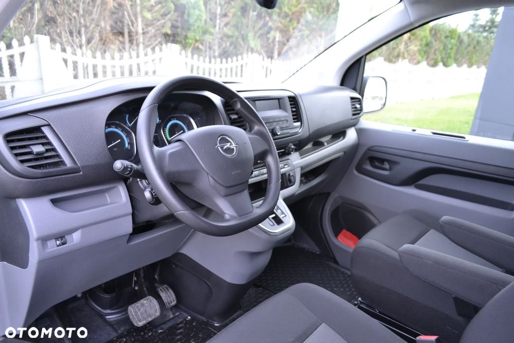 Opel Vivaro e - 26