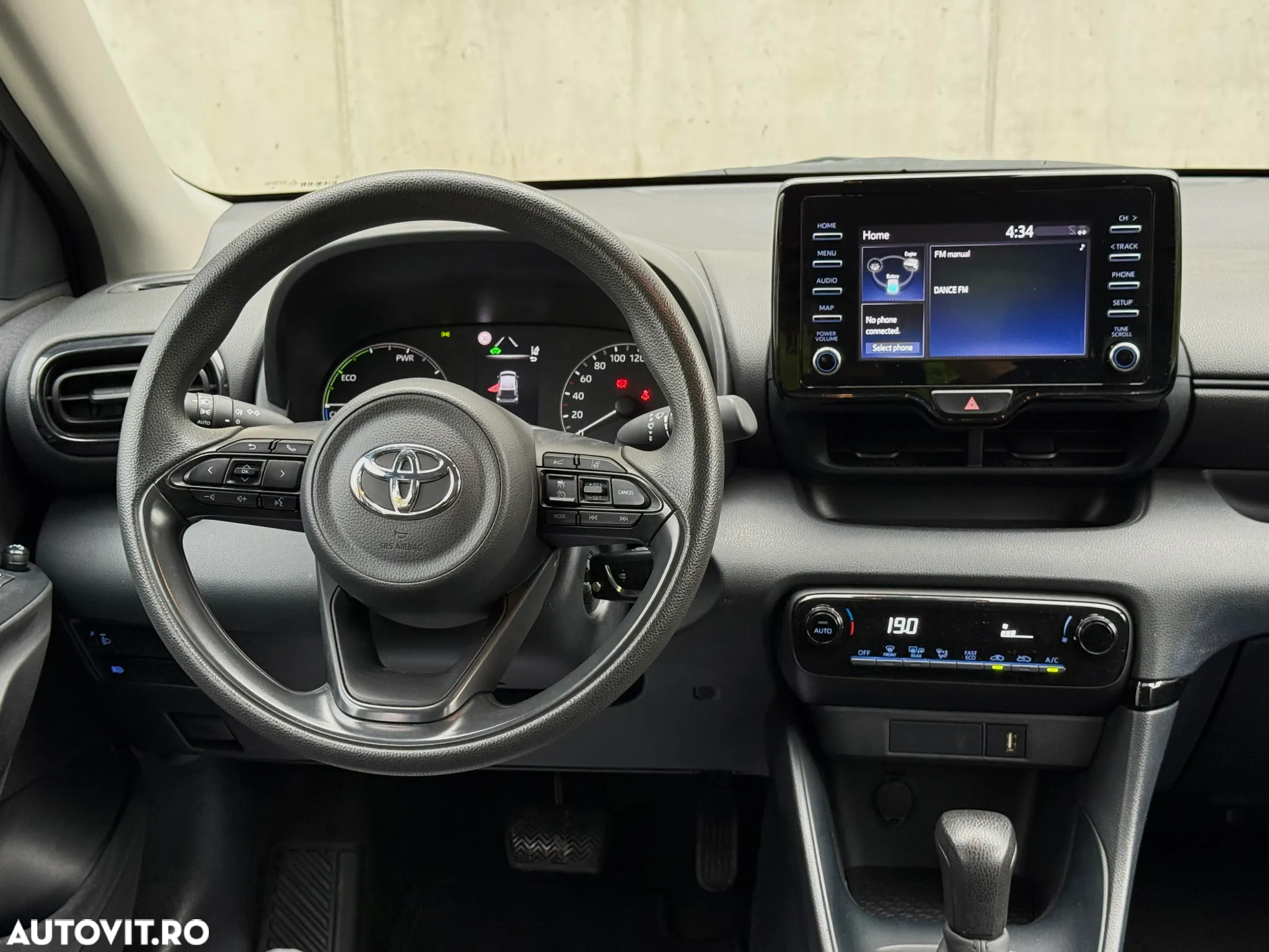 Toyota Yaris 1.5 VVT-i HSD Dynamic - 6