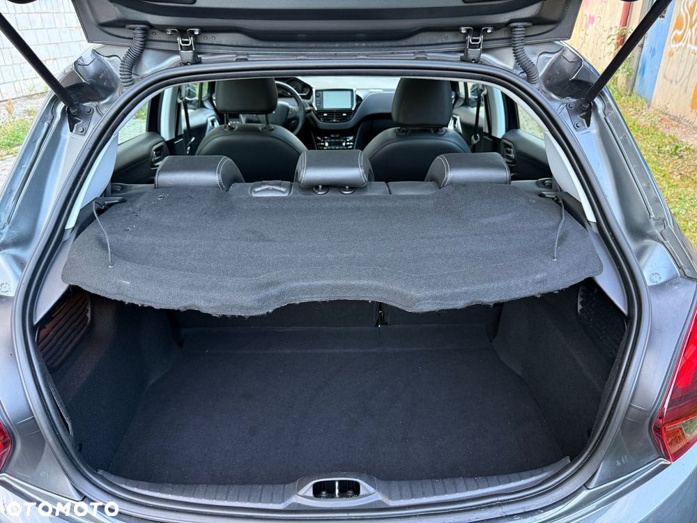 Peugeot 208 PureTech 110 Stop & Start Active - 12