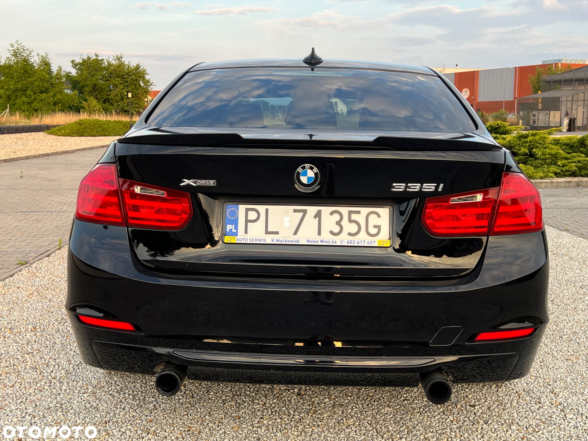 BMW Seria 3 335i xDrive Sport Line - 4
