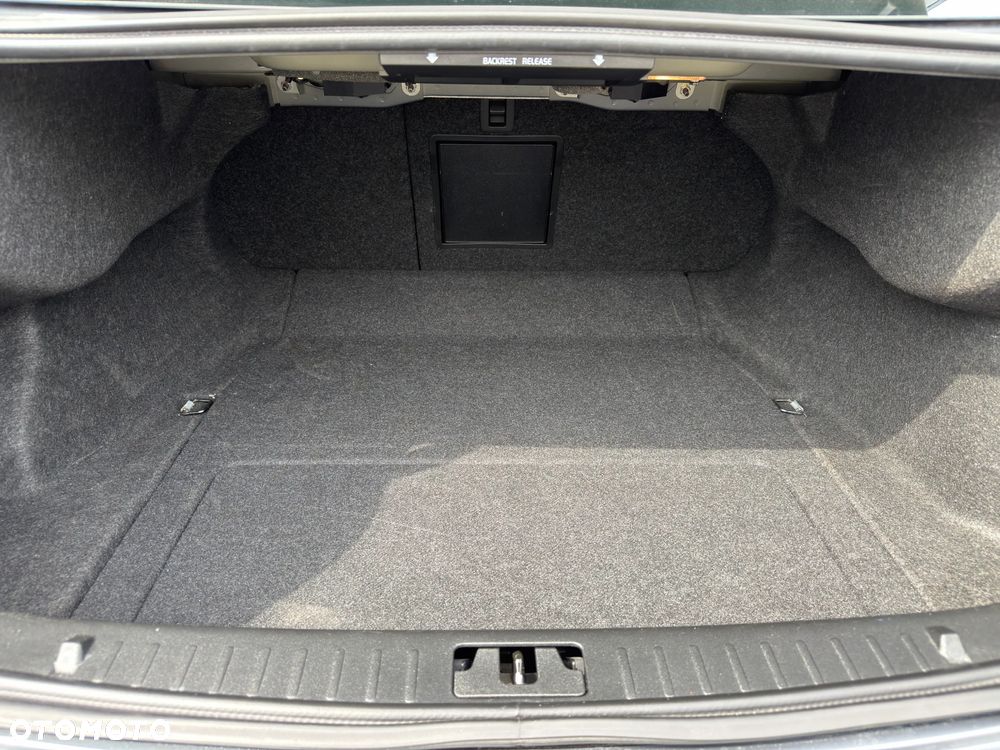 Volvo S60 2.5 T5 AWD - 32