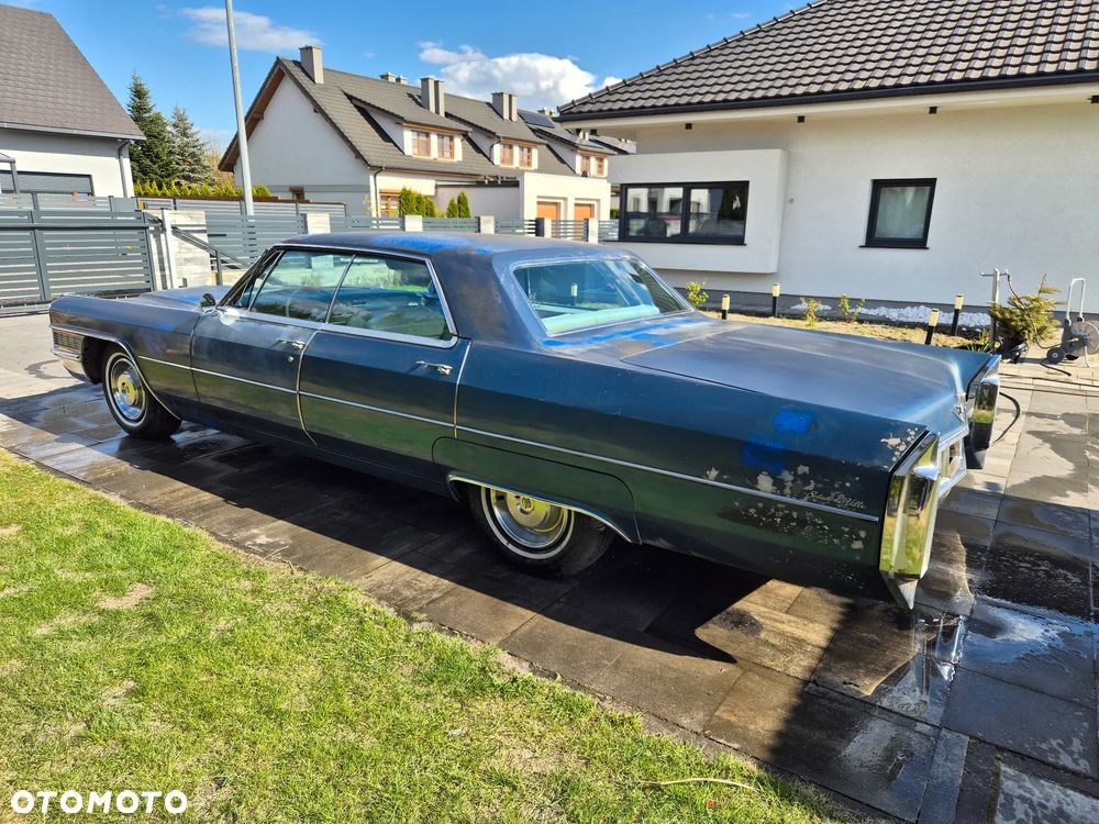 Cadillac Deville - 2