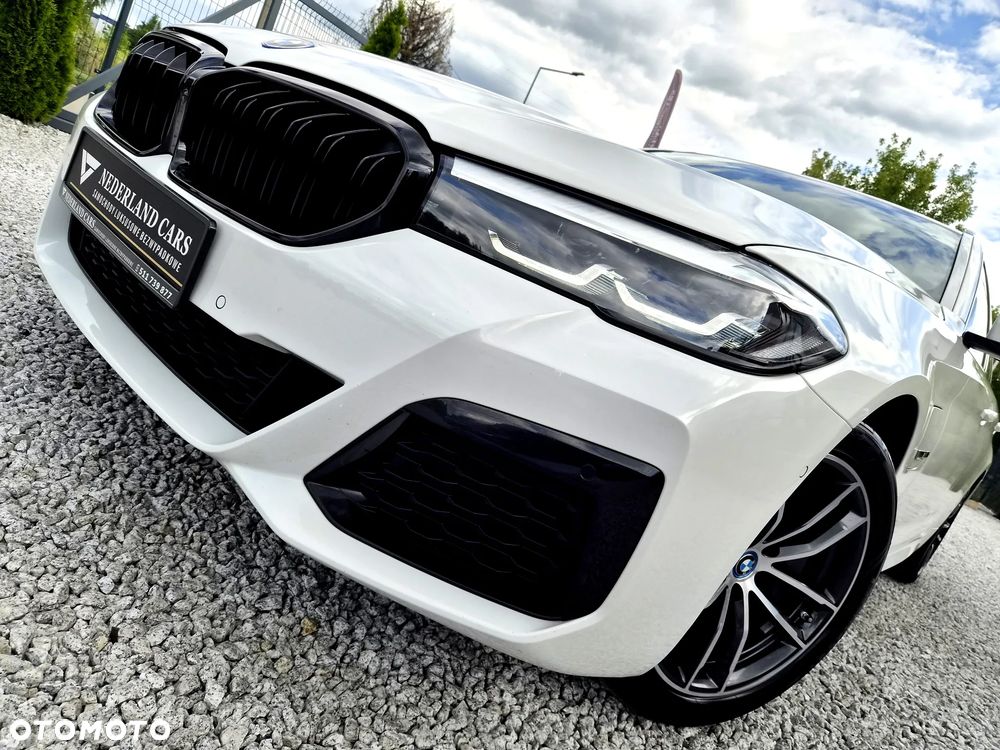 BMW Seria 5 530e xDrive M Sport sport - 2