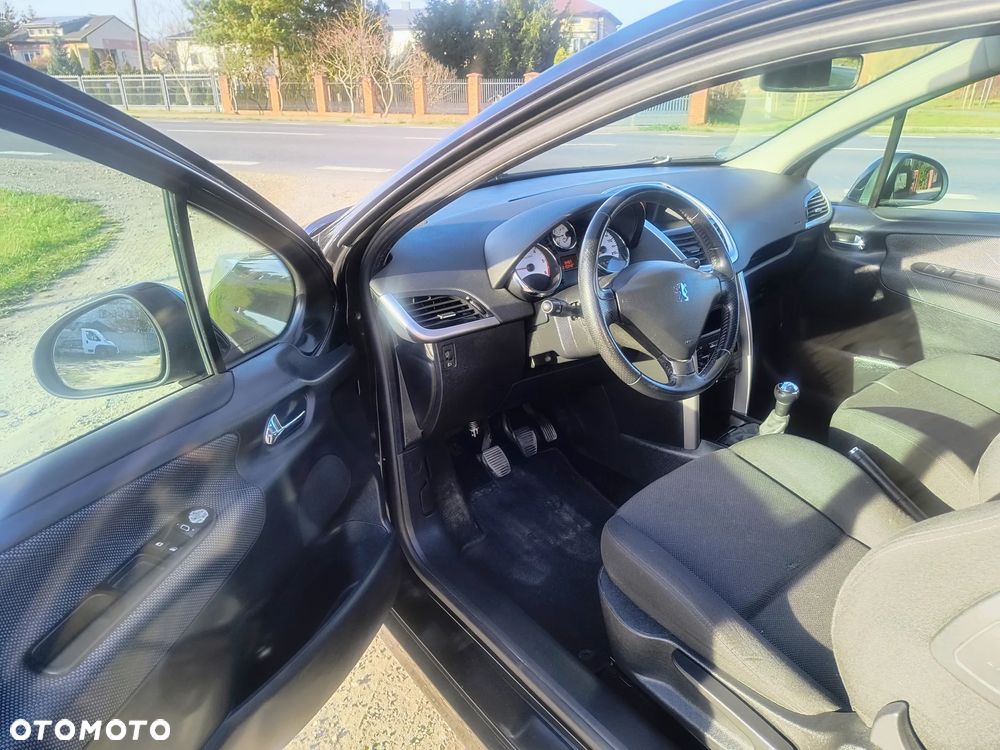 Peugeot 207 110 HDi FAP (Blue Lion) Platinum - 4