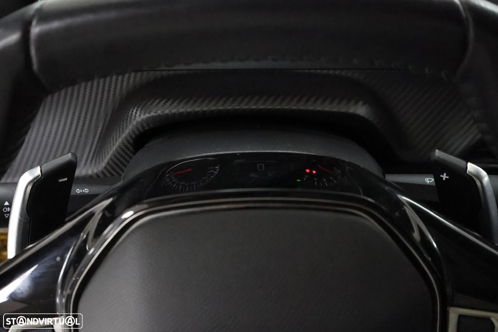 Peugeot 208 1.2 PureTech Allure EAT8 - 21